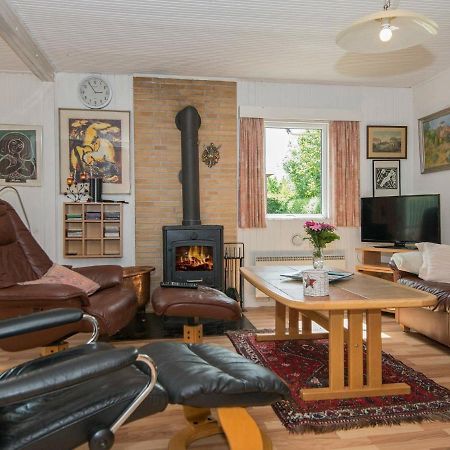 4 Person Holiday Home In Haderslev Eksteriør billede